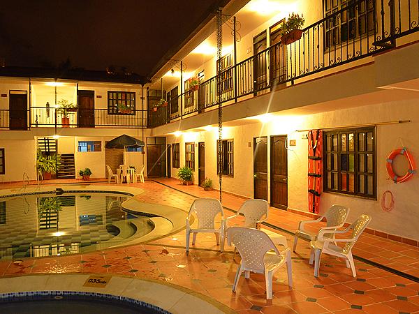 Hotel Vanguardia Real